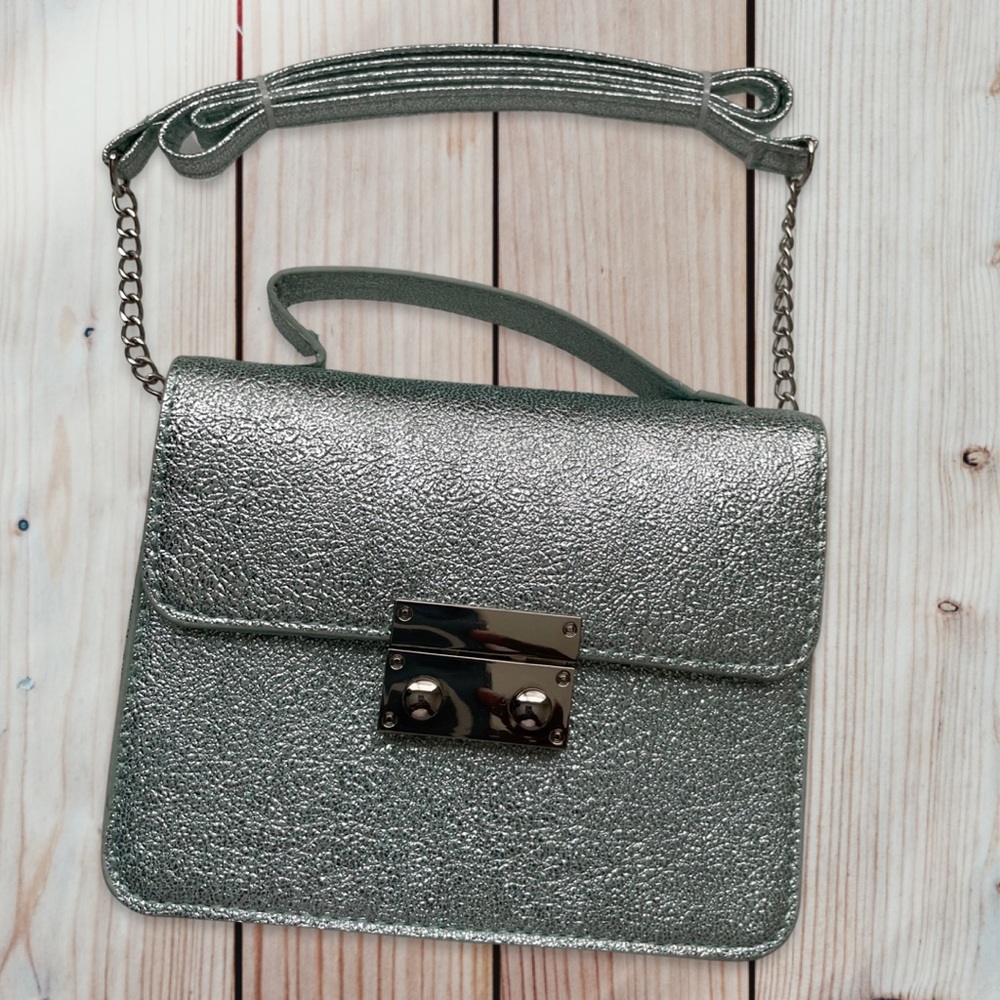 Shimmer Mint Bag by Capellj New York